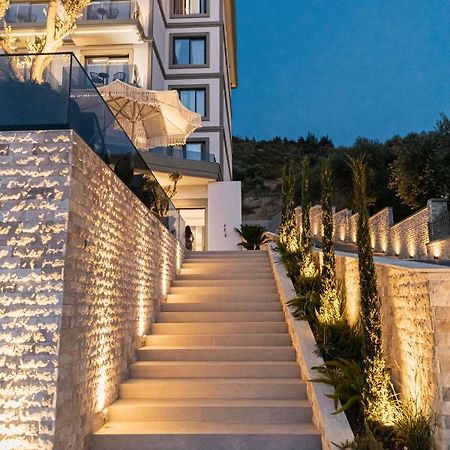 Mazarine Hotel, Vlore, Albania Radhimë 외부 사진