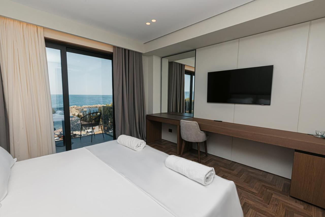Mazarine Hotel, Vlore, Albania Radhimë 외부 사진