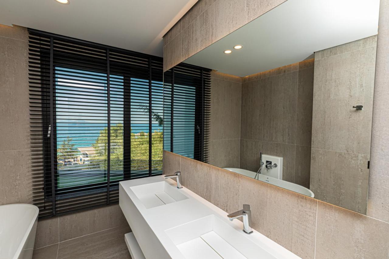 Mazarine Hotel, Vlore, Albania Radhimë 외부 사진