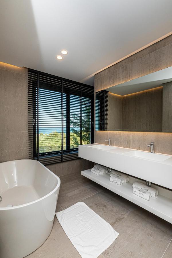Mazarine Hotel, Vlore, Albania Radhimë 외부 사진