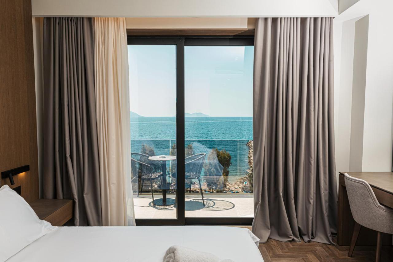 Mazarine Hotel, Vlore, Albania Radhimë 외부 사진