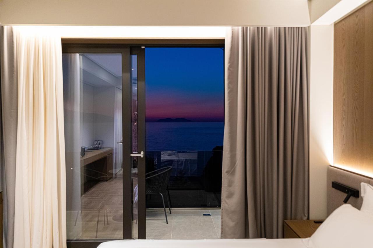 Mazarine Hotel, Vlore, Albania Radhimë 외부 사진